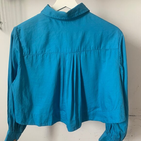 Maggie Jayne Blue Cropped Blouse - Picture 6 of 8